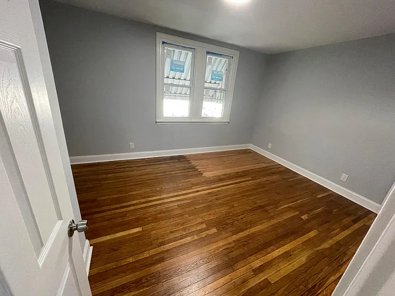 4712 Lansing St — Photo 6