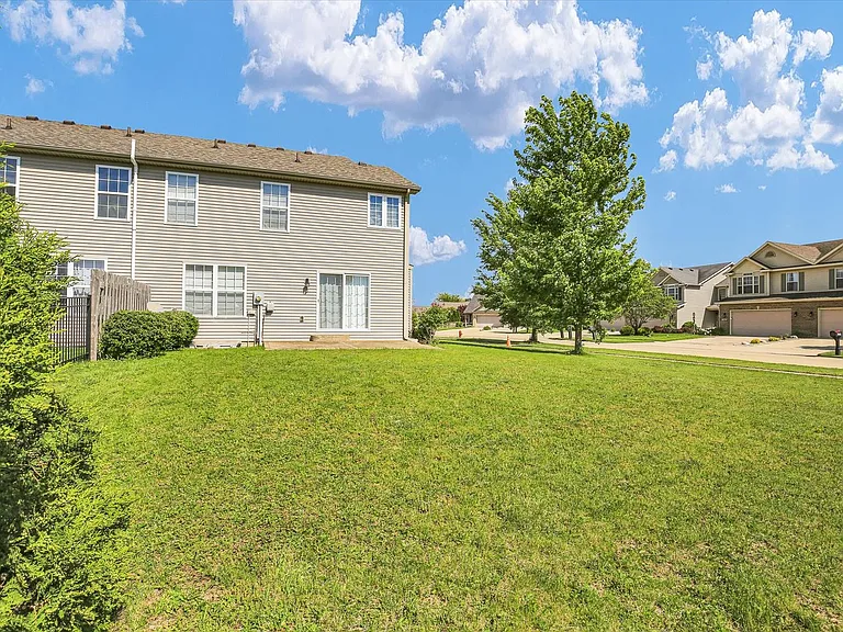 2321 Blanche Ln — Photo 35