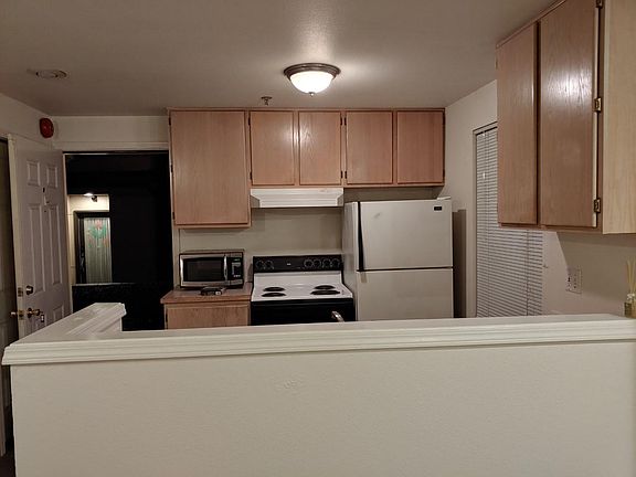 3rd image of 3621 1st Ave NW APT A