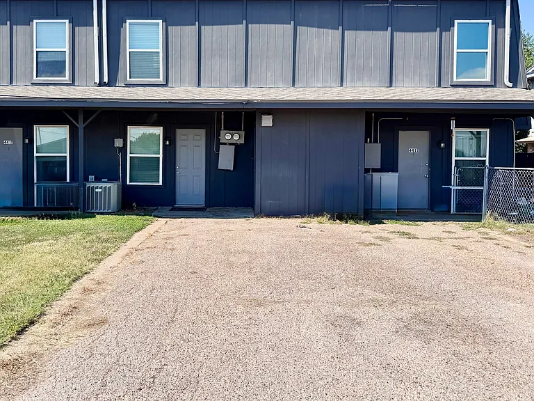 441 SW Thomas St #B — Photo 20
