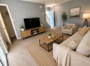 1340 S 10th St APT 3, Allentown, PA 18103