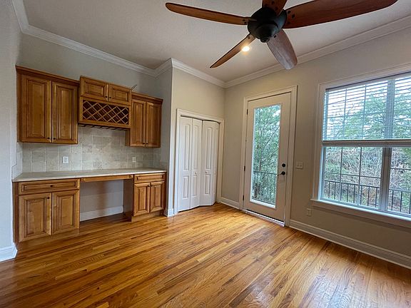 4th image of 1330 N Duval St