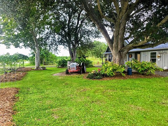 3rd image of 136 SW 85th Avenue