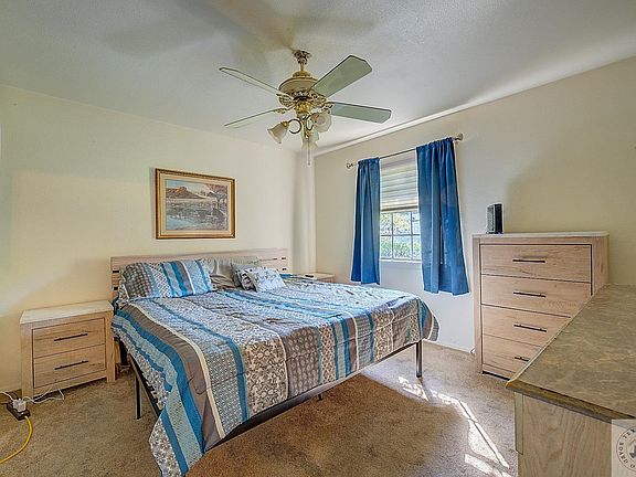 2nd image of 4703 Parkland Dr
