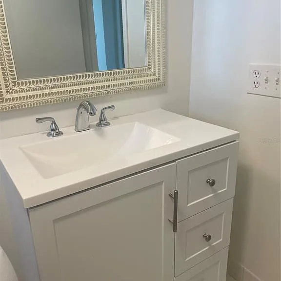 5200 Brittany Dr S #1804 — Photo 24