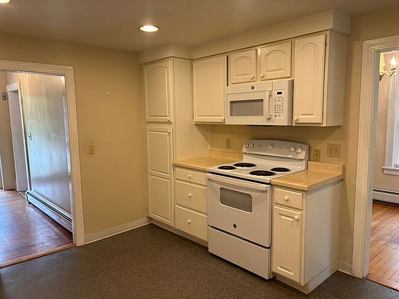 2nd image of 78 Linden St