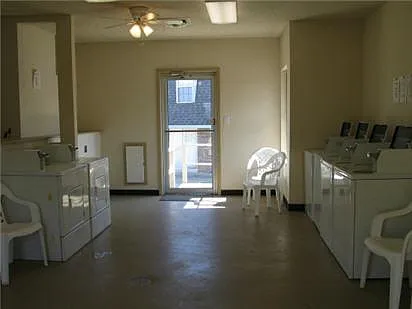 Grand Oak Place — Photo 8