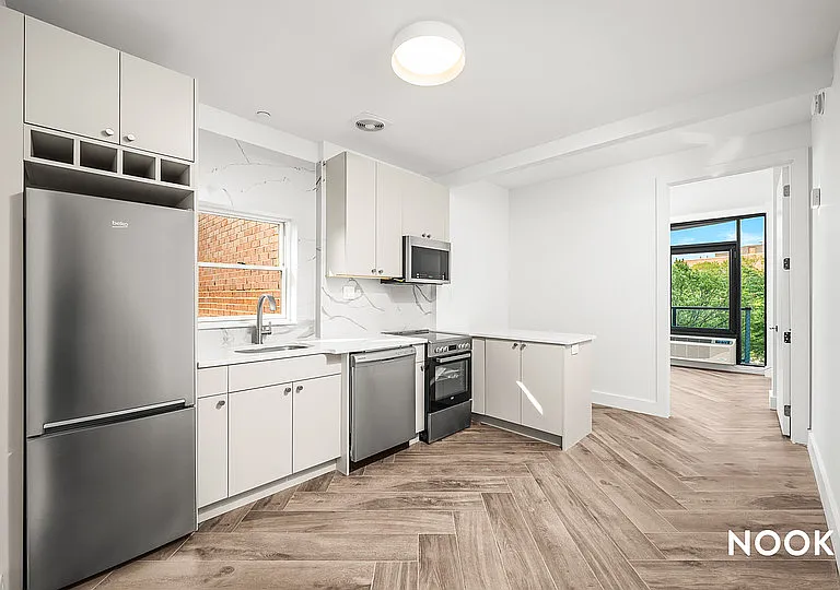 706 Ocean Pkwy #2A — Photo 3
