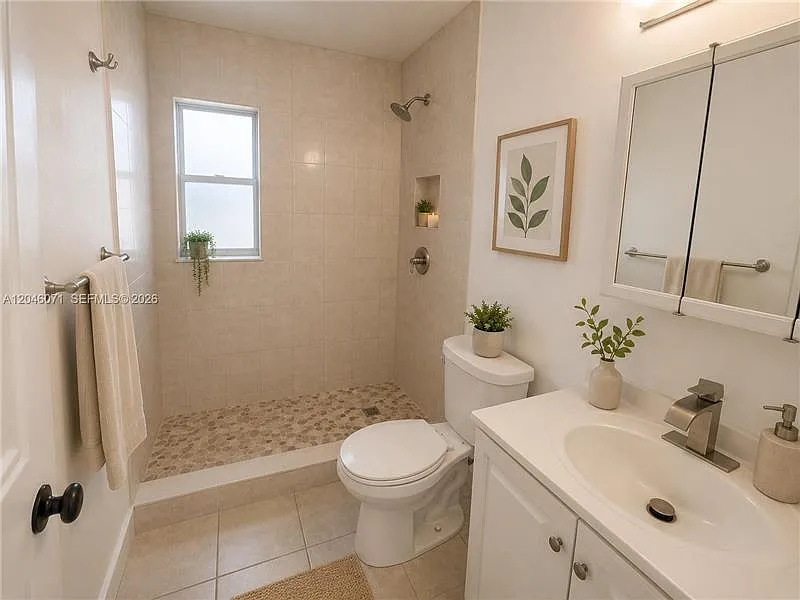 Studio, 5.0 bath, 1959 sqft, $3,500 — Photo 2