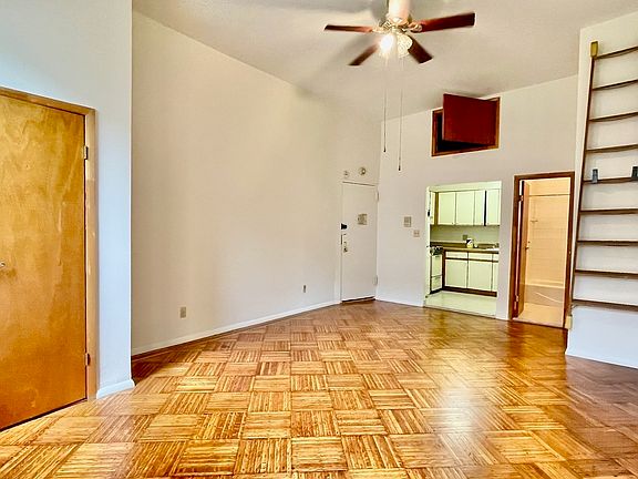 2nd image of 44 W 88th St #66
