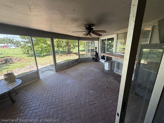 4th image of 432 Spring Lake Blvd