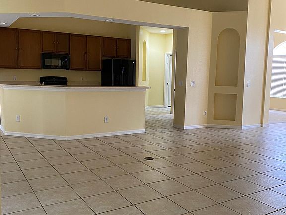 4th image of 2260 Viehman Trl