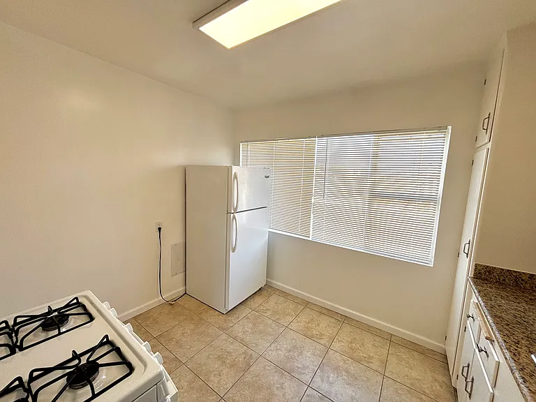 Arcadian Apartments — Photo 13