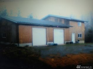 261 N Cresthill Way, Hoodsport, WA 98548