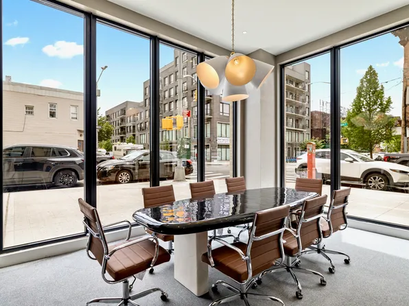 2605 Snyder Avenue image 14 of 28