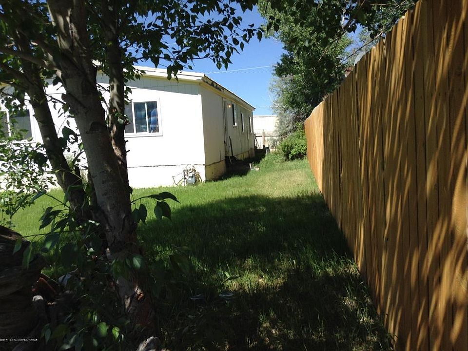2nd image of 534 S Oak St