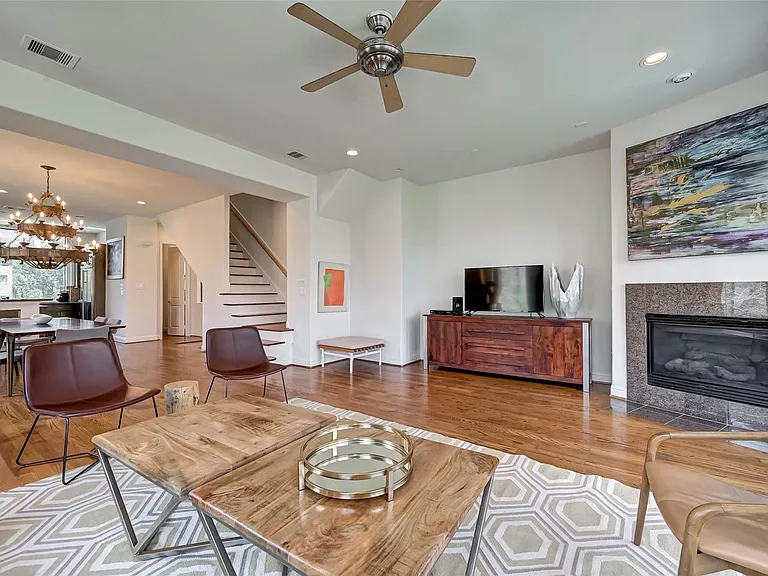 5202 Rose St #A — Photo 8