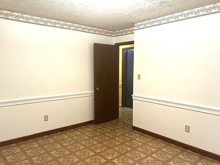 40 Wagon Wheel Dr — Photo 26