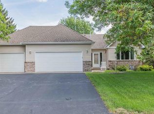 13140 Red Fox Rd, Rogers, MN 55374