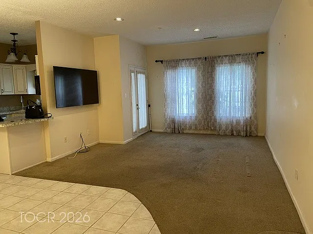 2 bed, $3,000 — Photo 2