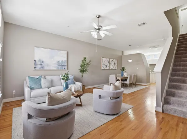 8715 Meadowcroft Dr Unit 502, Houston, TX 77063