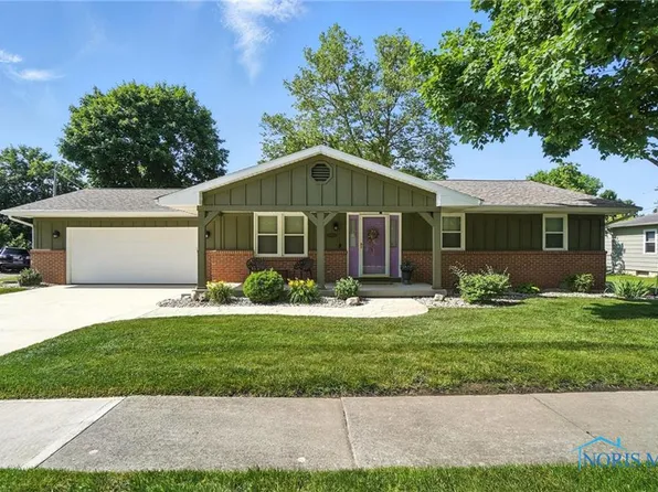 24356 3rd St, Grand Rapids, OH 43522