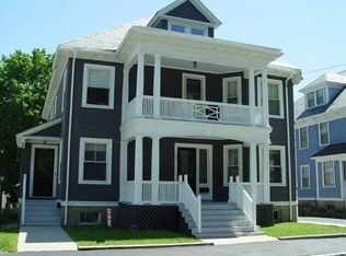 34 Wentworth Ave, Lowell, MA 01852