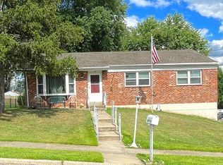 12 Louella Dr, Plymouth Meeting, PA 19462