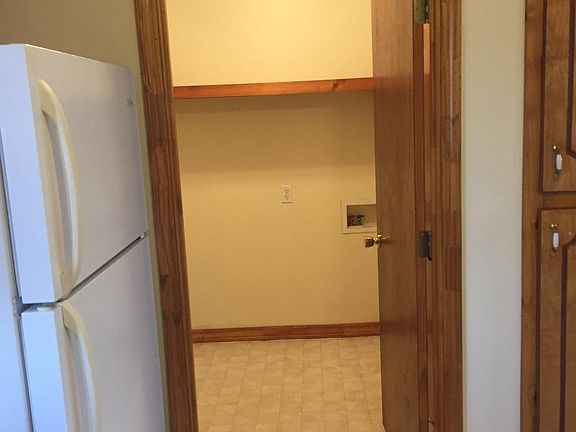 4th image of 1230 N Avenue L
