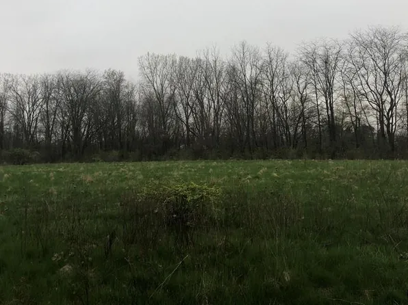8370 Fox Chase Ln, Defiance, OH 43512