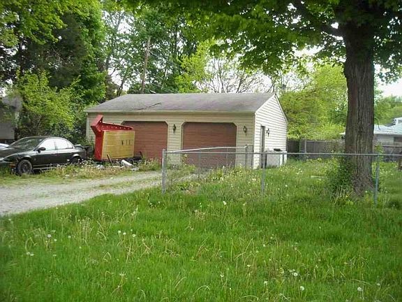 4th image of 2020 Highland Ave