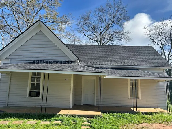821 Williams St, Griffin, GA 30223