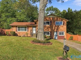 3203 Sweetbriar Rd NW, Huntsville, AL 35810