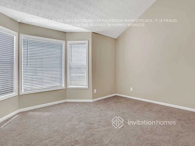 7754 Providence Point Way — Photo 6