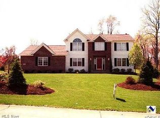 5700 Canyon View Dr, Painesville, OH