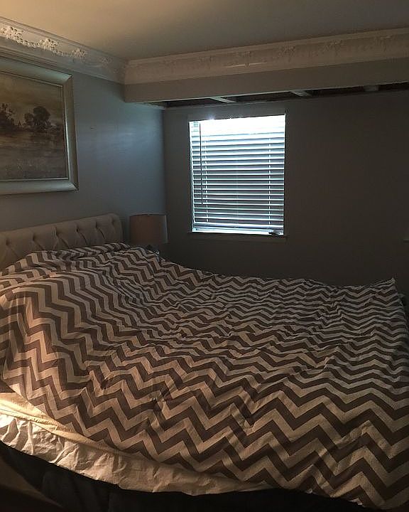 1st image of 804 Towne House Vlg