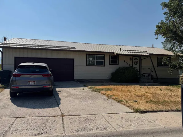 1325 Holman Ave, Pocatello, ID 83201