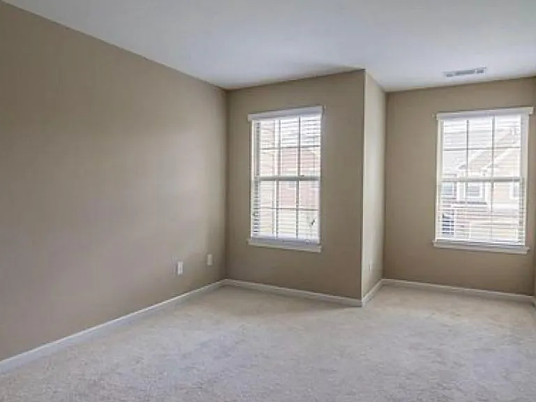 2161 Crestridge Trl NE — Photo 6
