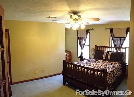 3rd image of 6578 Oak Lake Dr