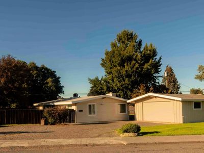 2602 W Clearwater Ave, Kennewick, WA, 99336