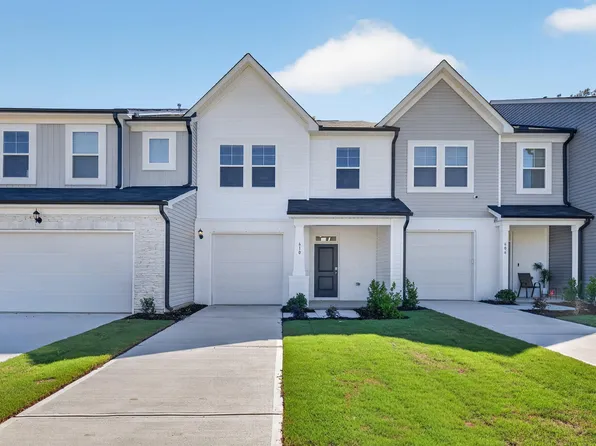 610 Barrington Row Ave, Zebulon, NC 27597