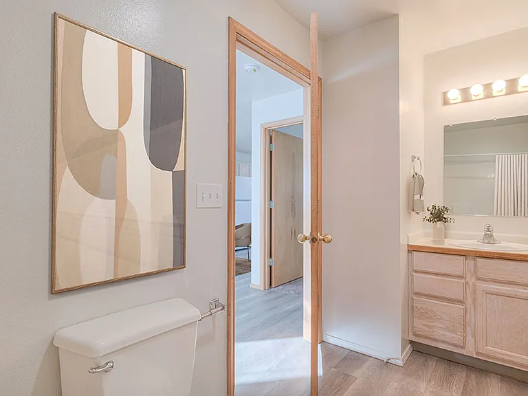 Mountain Glen Apartments — Photo 22