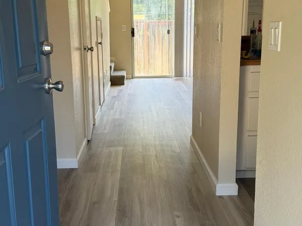 Westbrook Townhomes, 1053 Dutton Ave APT 20, Santa Rosa, CA 95407