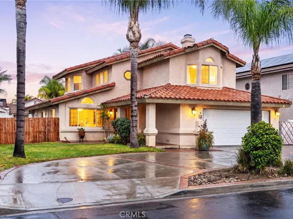 30227 Gulf Stream Dr, Canyon Lake, CA 92587