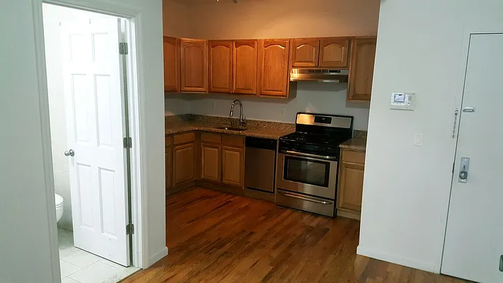 Rented by null | media 25