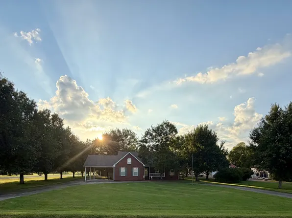 759 Rock Springs Rd, Castalian Springs, TN 37031