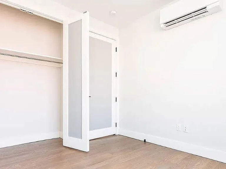 1079 Lafayette Ave #406 — Photo 6
