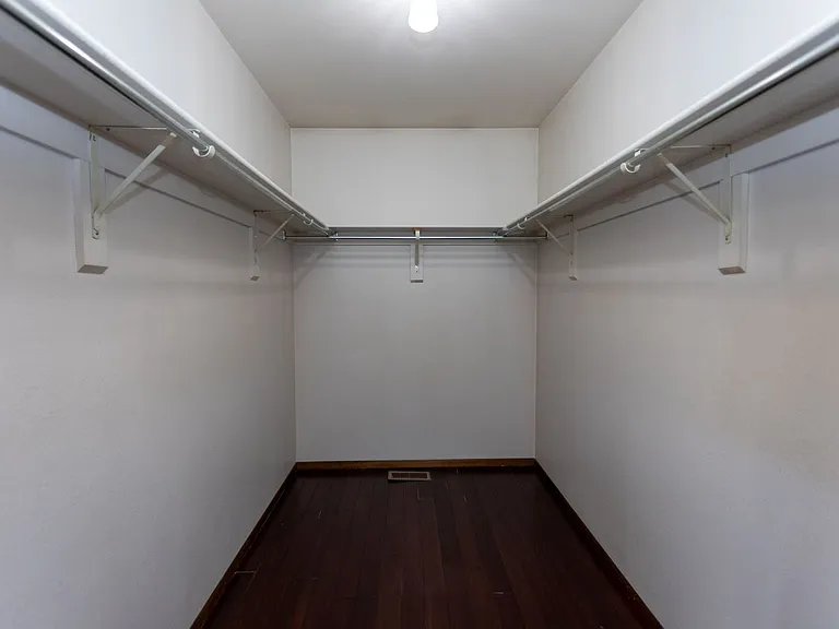 7673 Safari Cir — Photo 12