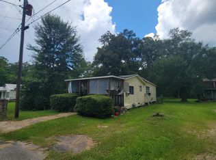 1107 Roosevelt St, Picayune, MS 39466