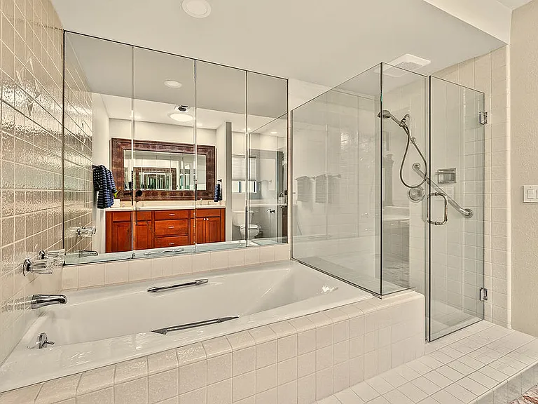 1570 S La Verne Way — Photo 15